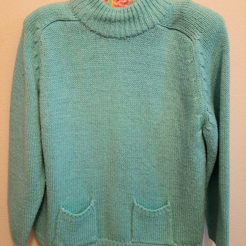 Skirt and sweater set